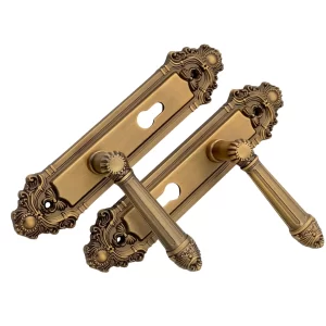 Khóa Cổ Điển