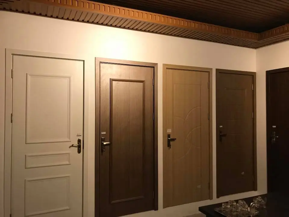 Cửa phòng composite đẹp tại Quy Nhơn