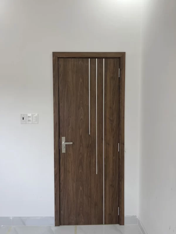 Mẫu cửa composite đẹp tại Ninh Hòa