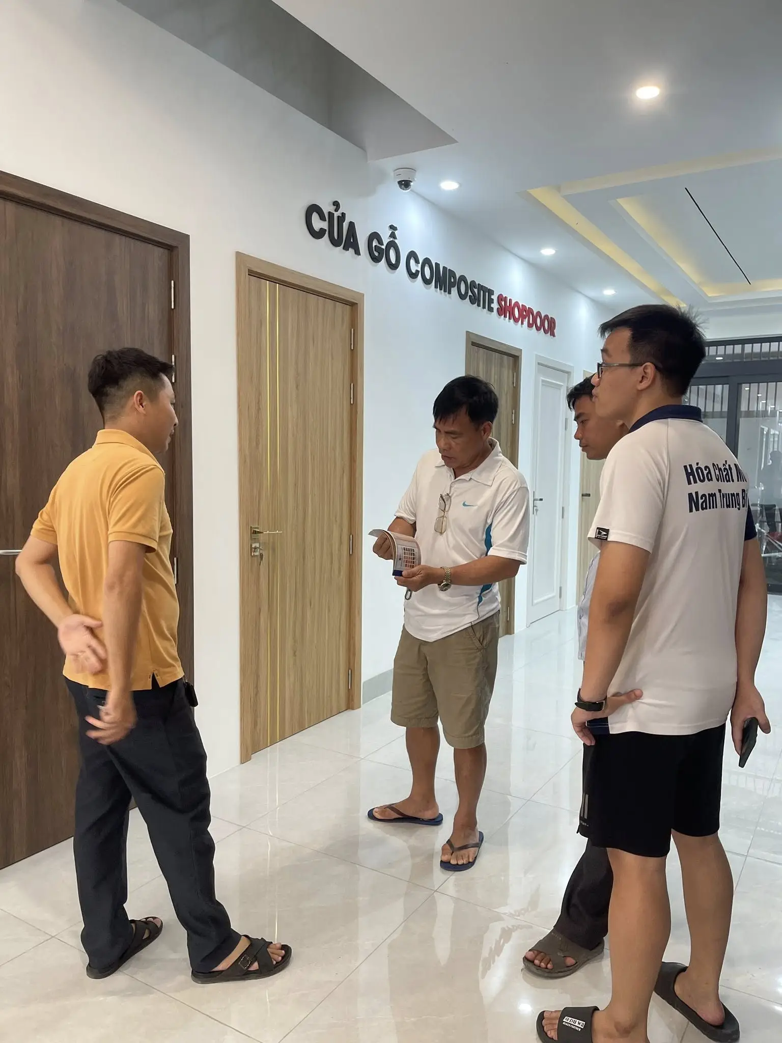 Báo giá cửa composite Nha Trang