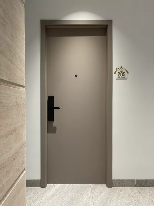 cửa composite giá tốt Nha Trang