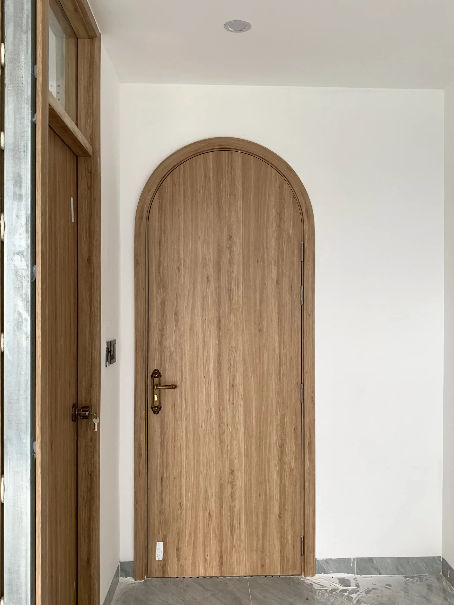 Cửa composite hoàn thiện tại công trình nhà ở