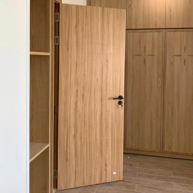 Cửa composite Shopdoor lắp đặt hoàn thiện, chống nước tuyệt đối