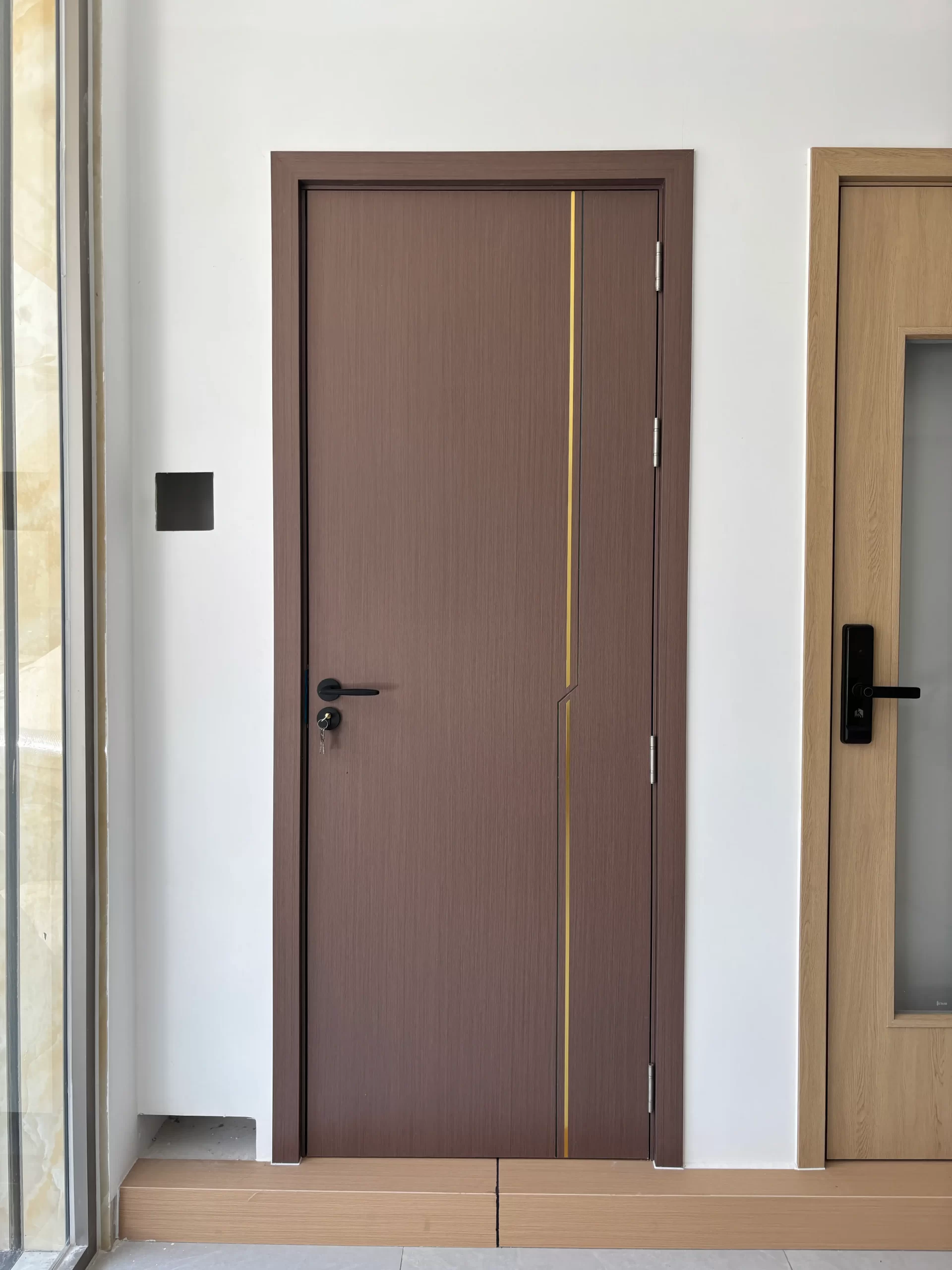 Cửa nhựa gỗ composite có tốt không