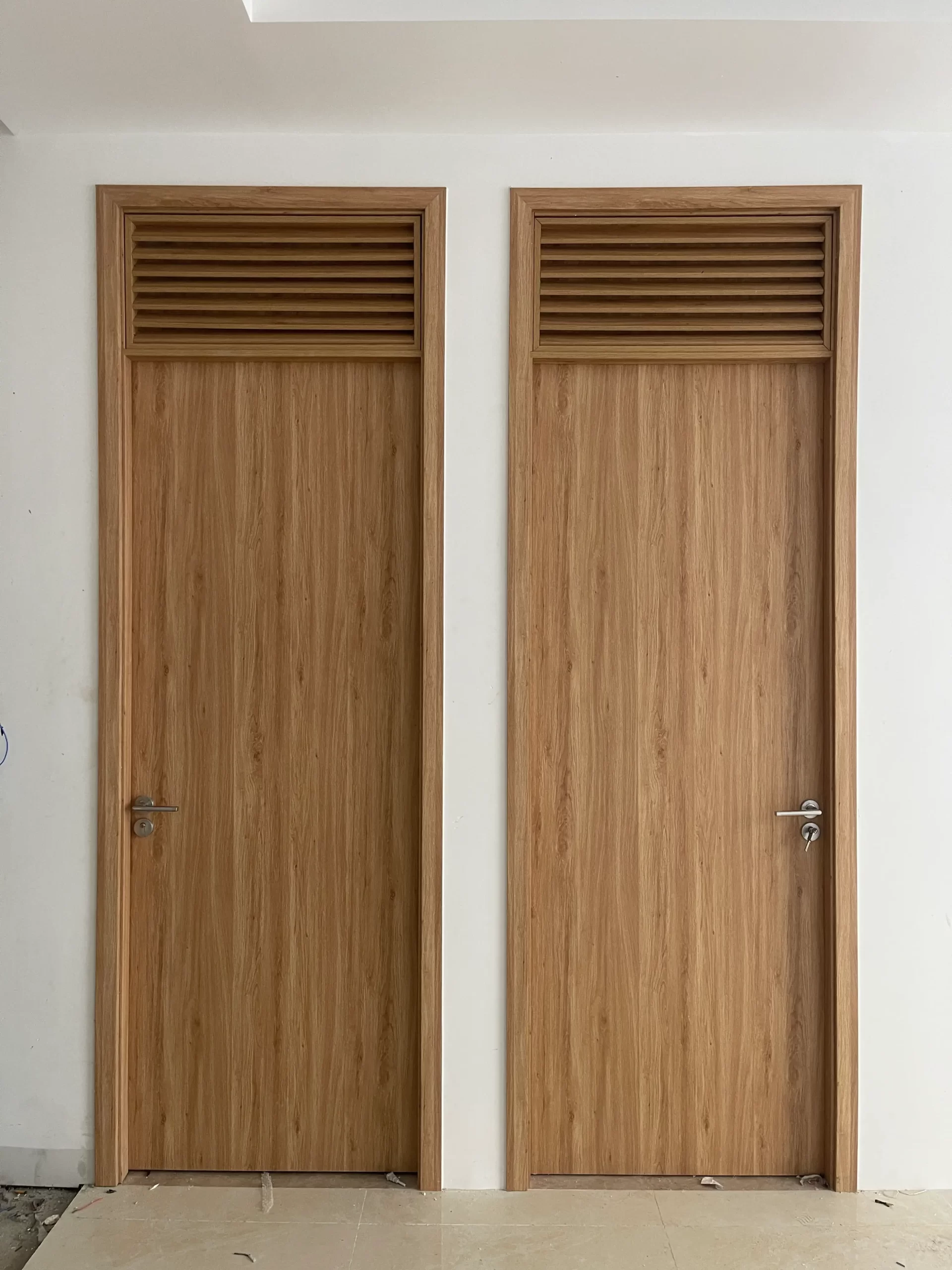 Ảnh tổng quan công trình cửa composite đã hoàn thiện tại Nha Trang.