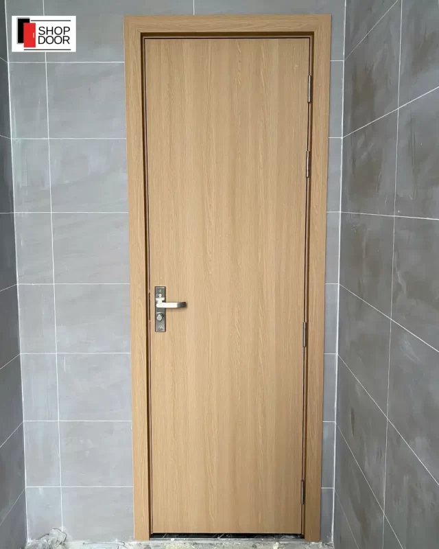 Cửa nhựa composite lắp đặt cho nhà ở tại Nha Trang Khánh Hòa