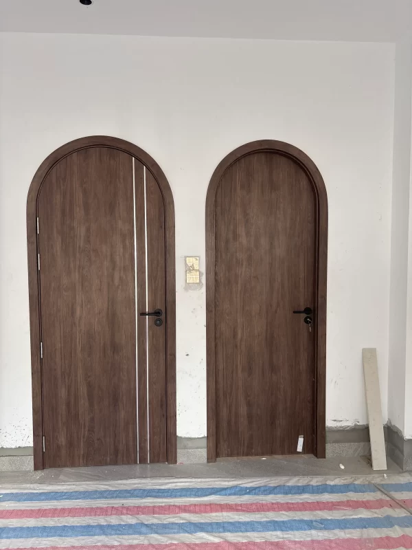 Mẫu cửa trang bị ron chống cháy (Intumescent Seal) đạt chuẩn trong bài kiểm tra đốt thử nghiệm PCCC