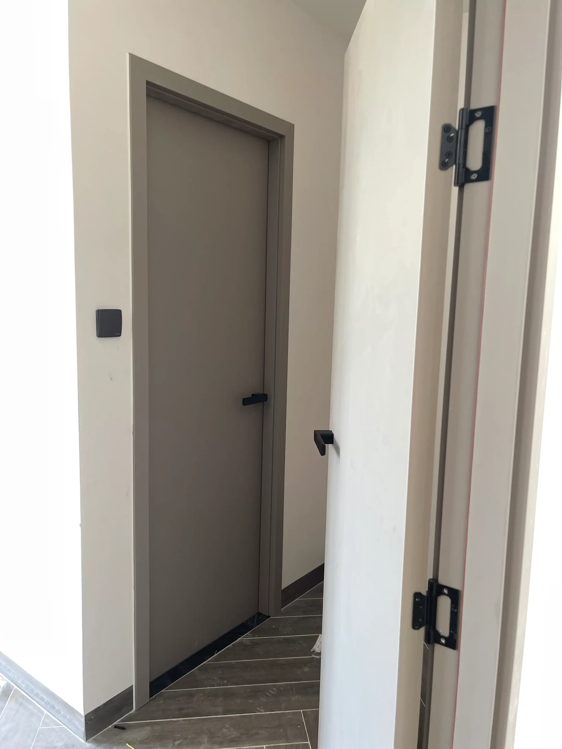 Thi công lắp đặt cửa chống cháy có ron chống cháy (Intumescent Seal) tại công trình Đà Lạt Lâm Đồng