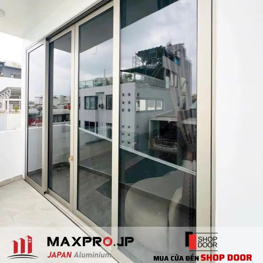 Ứng dụng kính chống cháy trong cửa nhà ở và công trình