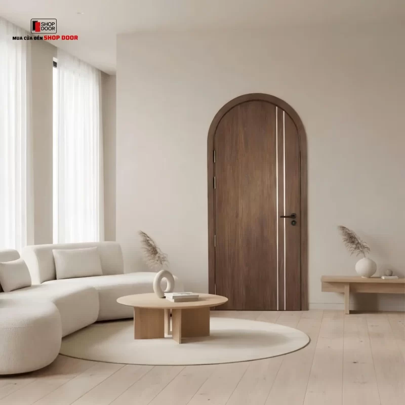 Cửa composite lắp đặt cho nhà phố trung tâm Quy Nhơn trong không gian đô thị