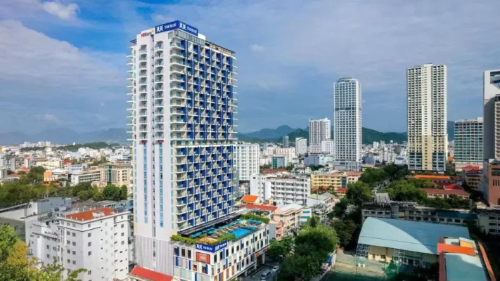 Thi công cửa chống cháy cho condotel trung tâm Nha Trang